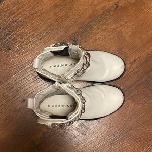 Size 11 madden girl boots